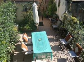 Hotel Photo: Appartamento nel romantico Borgo San Giuliano