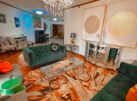 Hotel fotografie: Spacious Luxury 3BR at the Heart of Makati