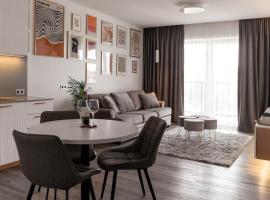 Hotel Foto: Bright Kaunas apartment with Castle view