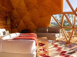 Estancia Patagonia El Calafate - Pristine Luxury Camps, hôtel à El Calafate