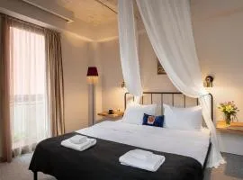 Galavani By Vintage Hotel Collections