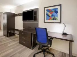 Holiday Inn Express - Gulfport Beach by IHG