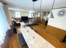 No1 Private Hotel&Villa Aomoril 186平米貸切 最大12名, hotel in Aomori