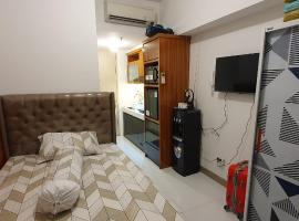 Tokyo Riverside Apartment Studio at PIK2, hotel in Gedong