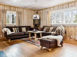 Koslig hytte ved Grimsdalen, hotel i Dovre