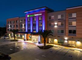 酒店照片: Holiday Inn Express & Suites - Hawaiian Gardens, an IHG Hotel