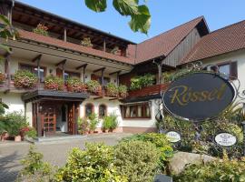Hotel fotografie: Gasthaus zum Rössel Lichtenau