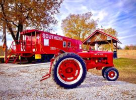 A picture of the hotel: Bourbon Trail: Caboose on the Farm