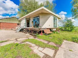 A picture of the hotel: Secluded Chalet in Suwald with Hottub