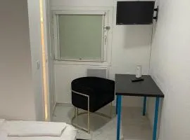 Fleurines Hotel