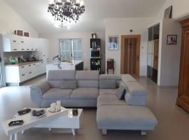 VILLA U TEMPIU CORSU, hotell sihtkohas Patrimonio