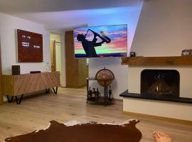 รูปภาพของโรงแรม: WEF Davos - Klosters Comfort Retreat with Fireplace, Pool & Sauna