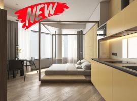 FULL HOUSE apart hotel, ξενοδοχείο σε Ρίβνε