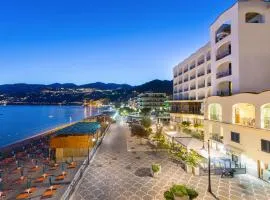 Hotel Sole Splendid, hotel u gradu Majori