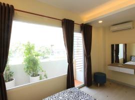 Hotel fotoğraf: Cozy apartment near Saigon Pearl, Binh Thanh