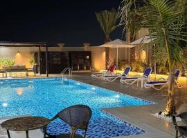 Hotel Photo: sea breeze RAK