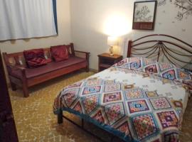 A picture of the hotel: Los Nardos Hostel -pet friendly-