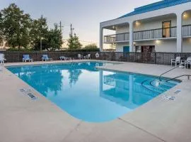 Studio 6 Suites Jacksonville, NC