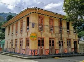 CASA VICTORIA PiJAO