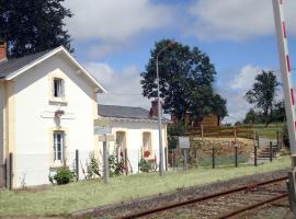 Bienvenue à la halte de Sigournais ancienne Gare, Hotel in Sigournais