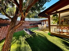 Hotel fotografie: NEW Beautiful San Diego Mid-Century Treehouse