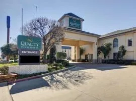 Quality Inn & Suites, hotel din Weatherford