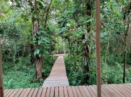 Rainbow Lodge, hotel in Koh Kong