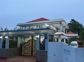 รูปภาพของโรงแรม: Santhosh Villa
