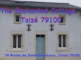 Hotel Photo: The Enchanted Cottage