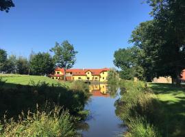 Hotel Photo: Podveský mlýn