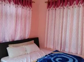 Hotel zamarrud palace