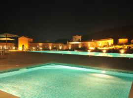 Foto di Hotel: Masseria Pizzofalcone