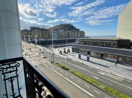 Фотография гостиницы: Apartamento frente al Kursaal y la playa