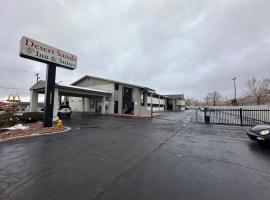 Hotel Foto: Desert Sands Inn & Suites