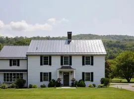 The Kent Collection - The Firefly Inn