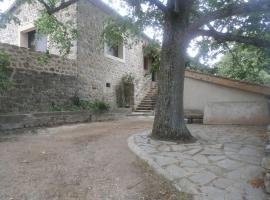 Hotel foto: Maison au cœur de la vallée du DOUX , Ardeche