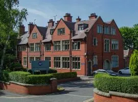 Broadfield Park Hotel: Rochdale şehrinde bir otel