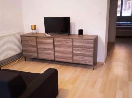 Hotel kuvat: Museum Park Szell str B- Downtown 1 Bedroom+Living Room apartment