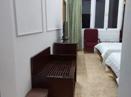 Khách Sạn Trung Mai