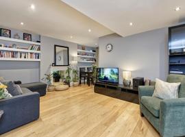 酒店照片: Spacious Pimlico Apartment by UnderTheDoormat