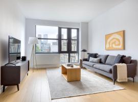 รูปภาพของโรงแรม: Lower East Side 1br w gym wd nr nightlife NYC-1232