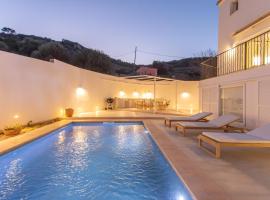 מלון צילום: Casa Lluminosa, fabulosa y moderna casa de pueblo by Sonne Villas