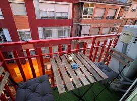 Фотографія готелю: Apartamento en Zaragoza con parking