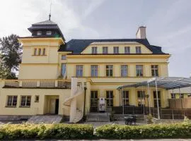 Palace Inn