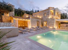 होटल की एक तस्वीर: Ionian Stone Luxury Villas in Corfu