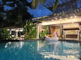 호텔 사진: Bangsar Private Pool Villa Kuala Lumpur