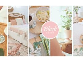 Hotel Foto: Blush Abode'