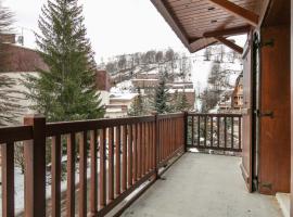 รูปภาพของโรงแรม: Alpina Lodge 23 - Appt pied des pistes 6 pers