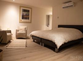 Hotel Foto: PRET A GOUTER bistro bar bed