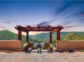 Hotel foto: Acres of Bliss - A hillside getaway